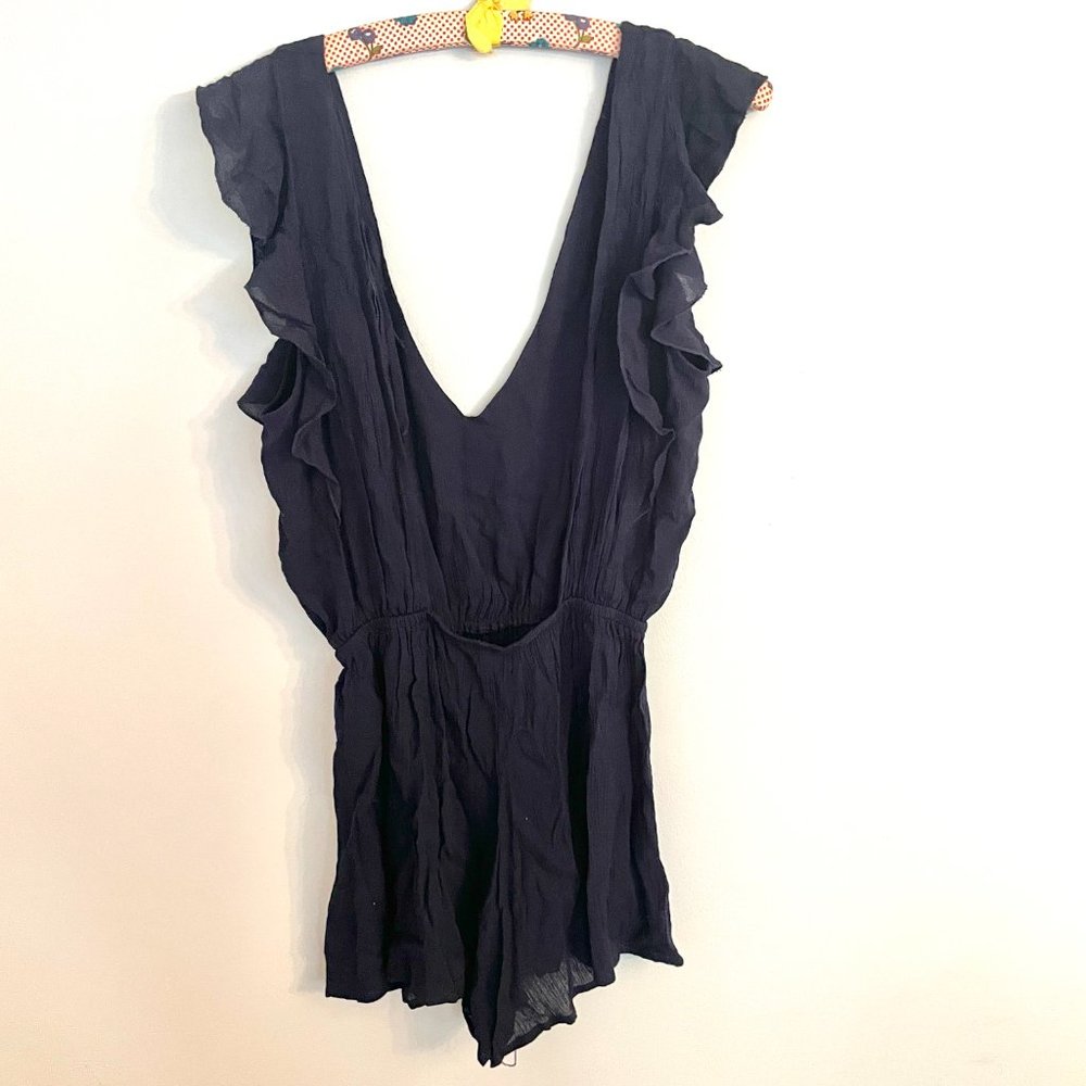 Planet Blue Open Back Ruffle Sleeve Romper - Picture 3 of 7